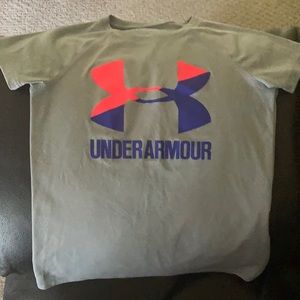 Youth small. Under Armour shirt. Mostly gray.